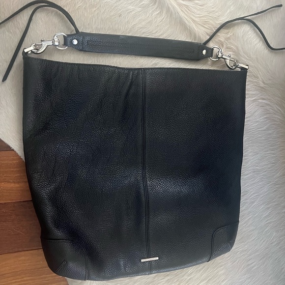 Leather Hobo Tote in amazing condition. - Picture 3 of 16